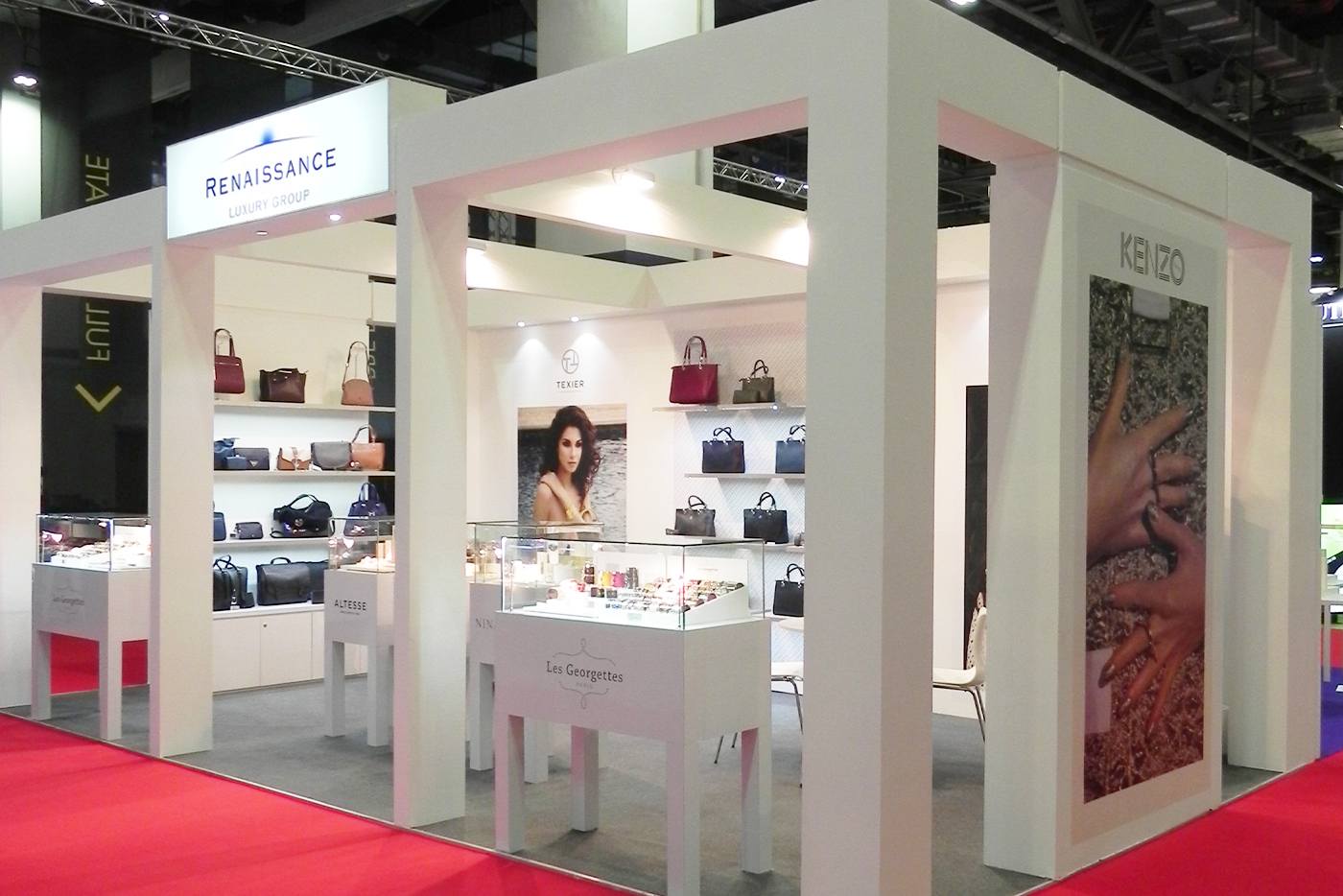 Renaissance  exhibition  stand  fiera